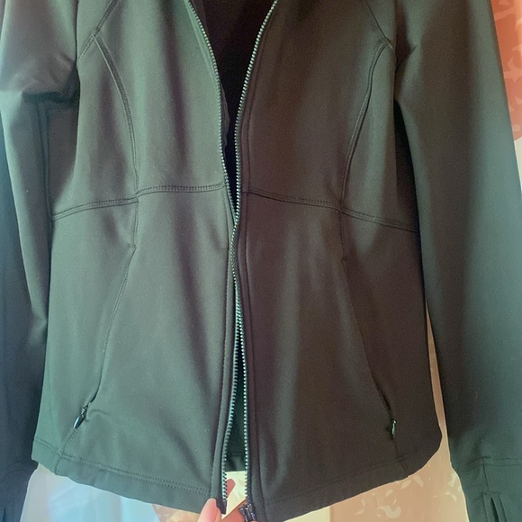 Running jacket - Picture 3 of 3